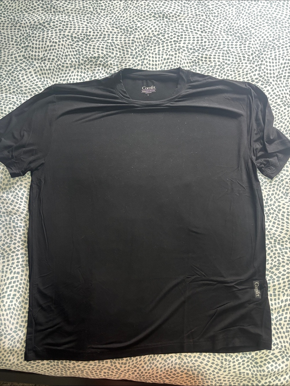 Comfrt woman’s Black Performance Crew Neck Shirt